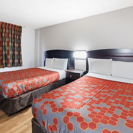 Red Carpet Inn Philadelphia Airport Lester Exterior foto