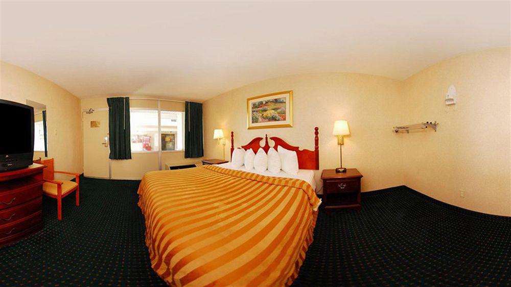 Red Carpet Inn Philadelphia Airport Lester Exterior foto